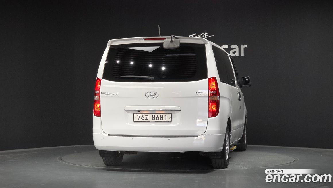 Hyundai Starex 2017