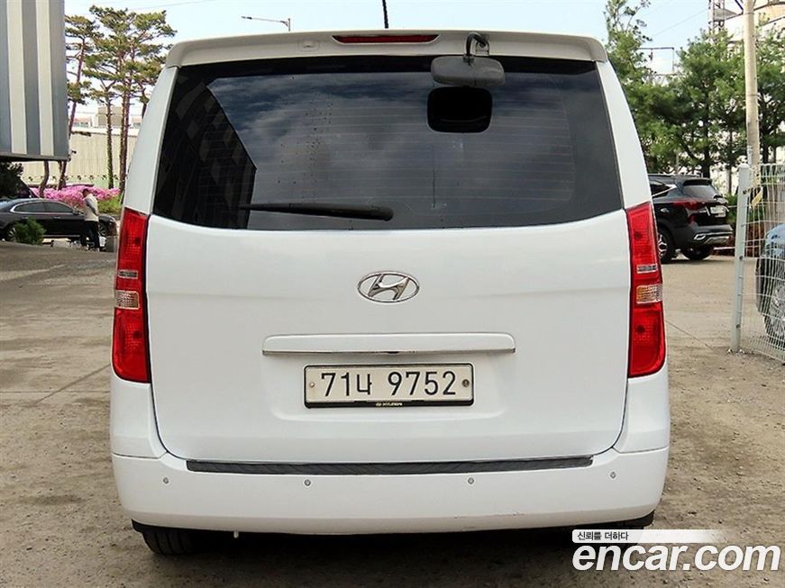 Hyundai Starex 2017