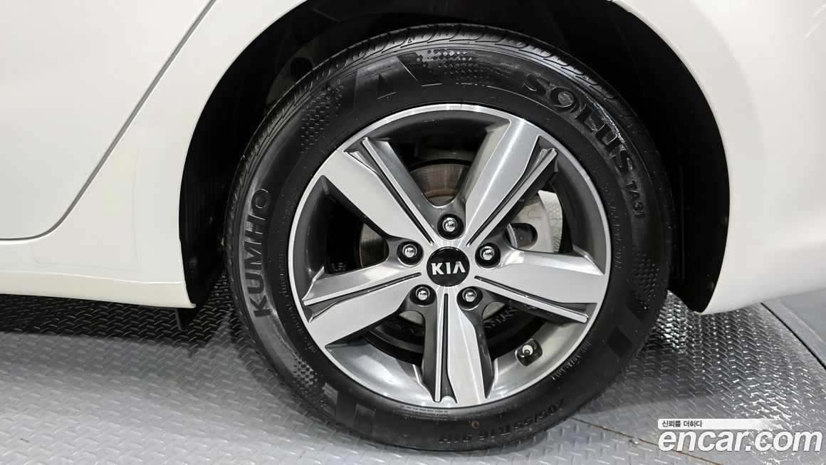 Kia K3 2018