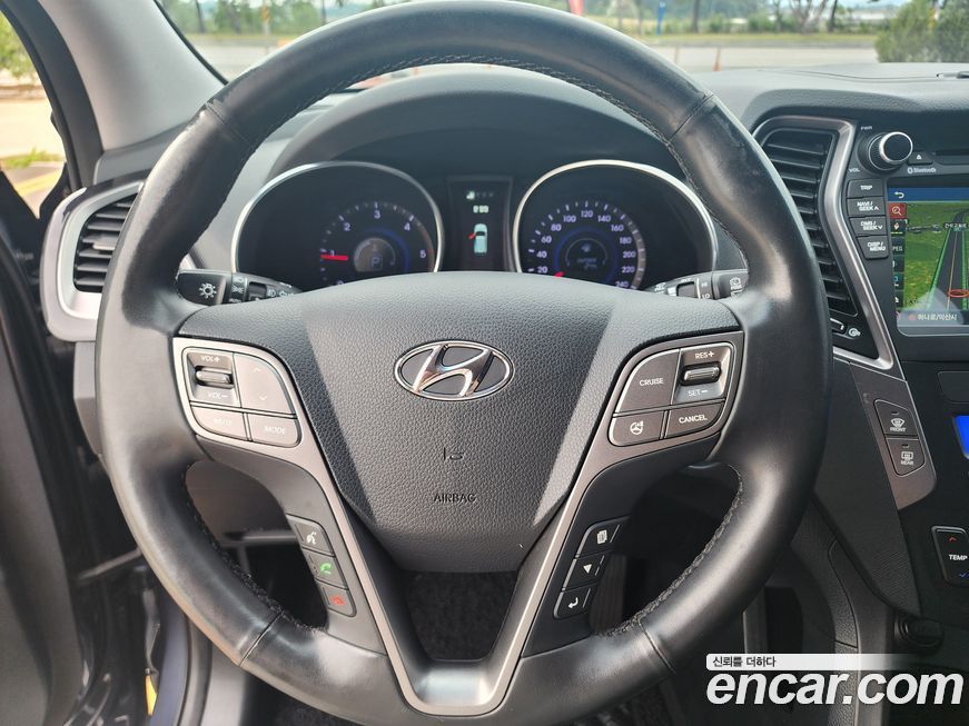 Hyundai Santafe 2015