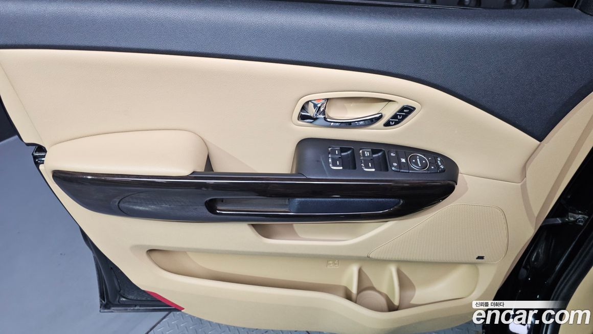 Kia Canival 2017