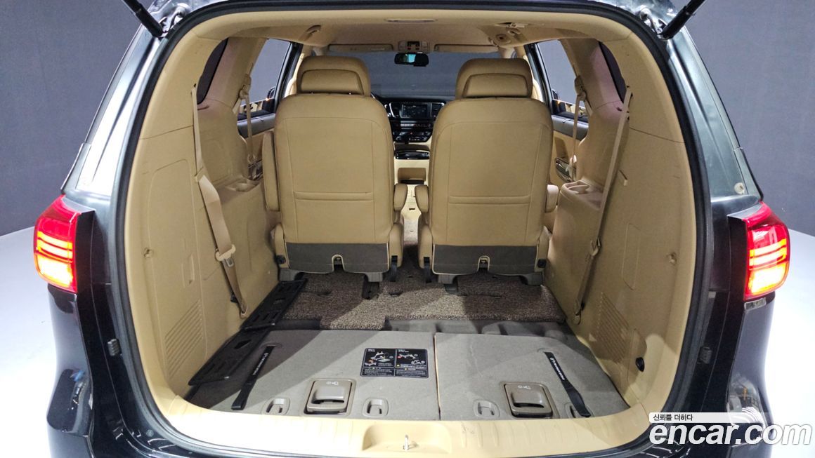 Kia Canival 2017
