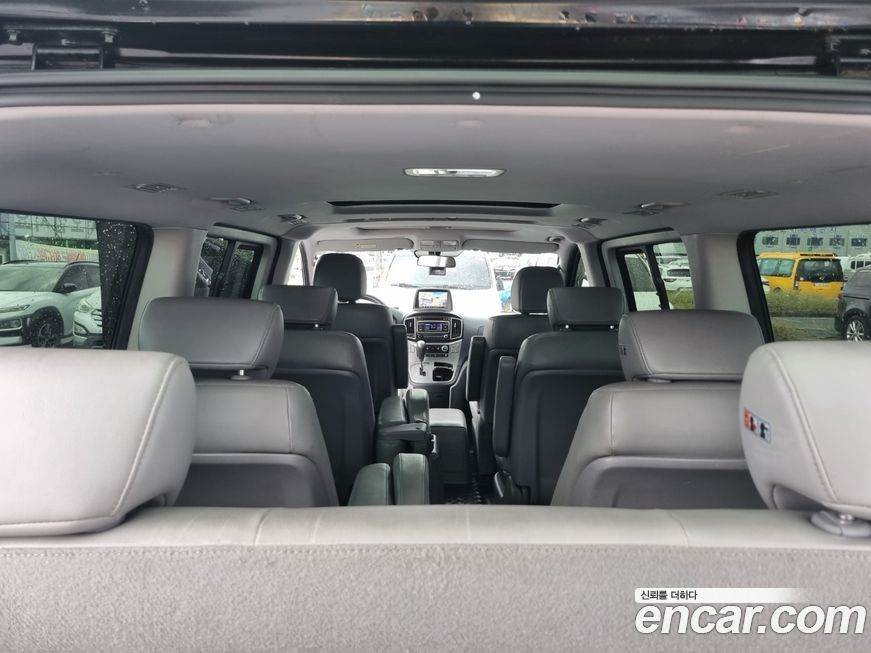 Hyundai Starex 2017