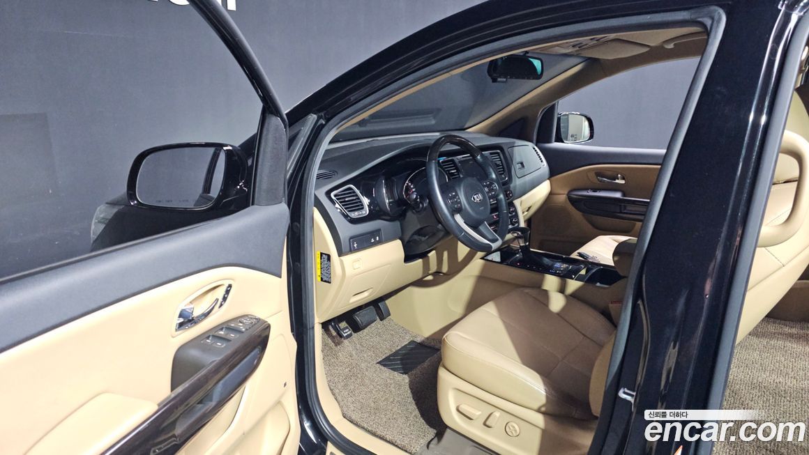 Kia Canival 2017