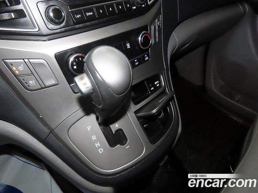 Hyundai Starex 2020