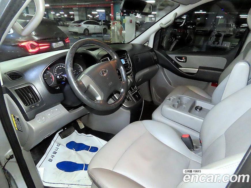 Hyundai Starex 2020