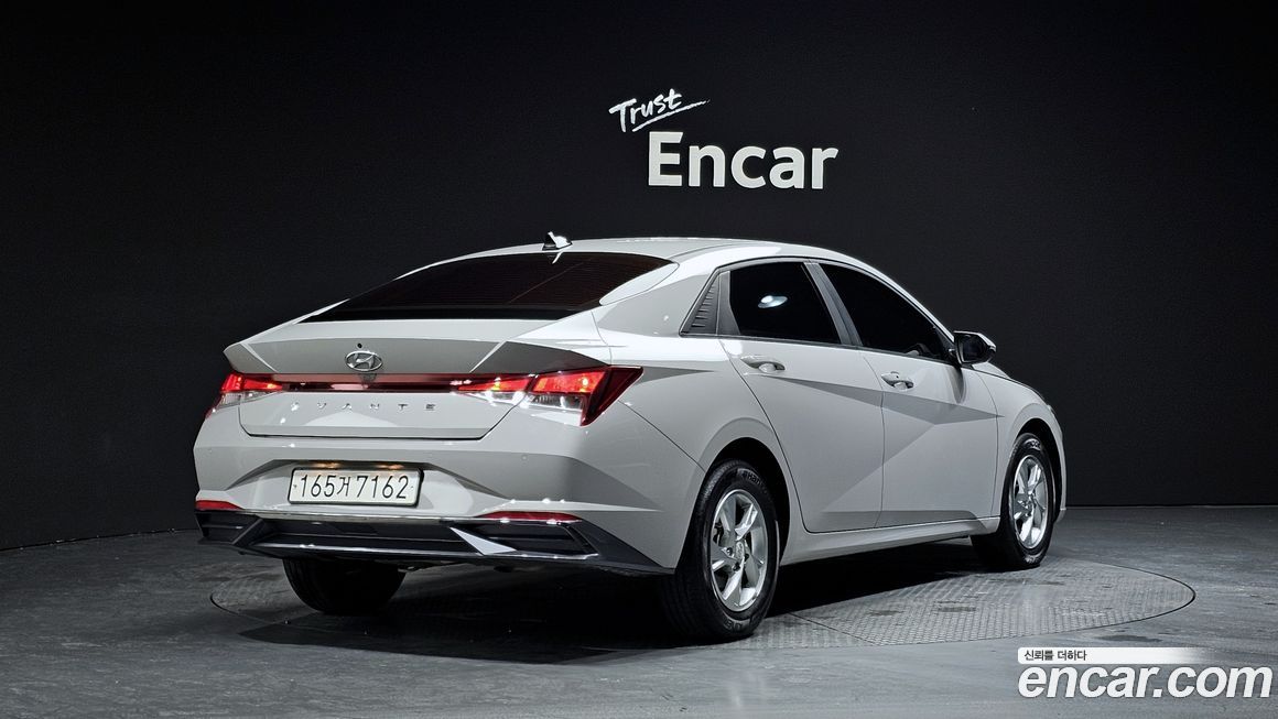 Hyundai AVANTE 2023