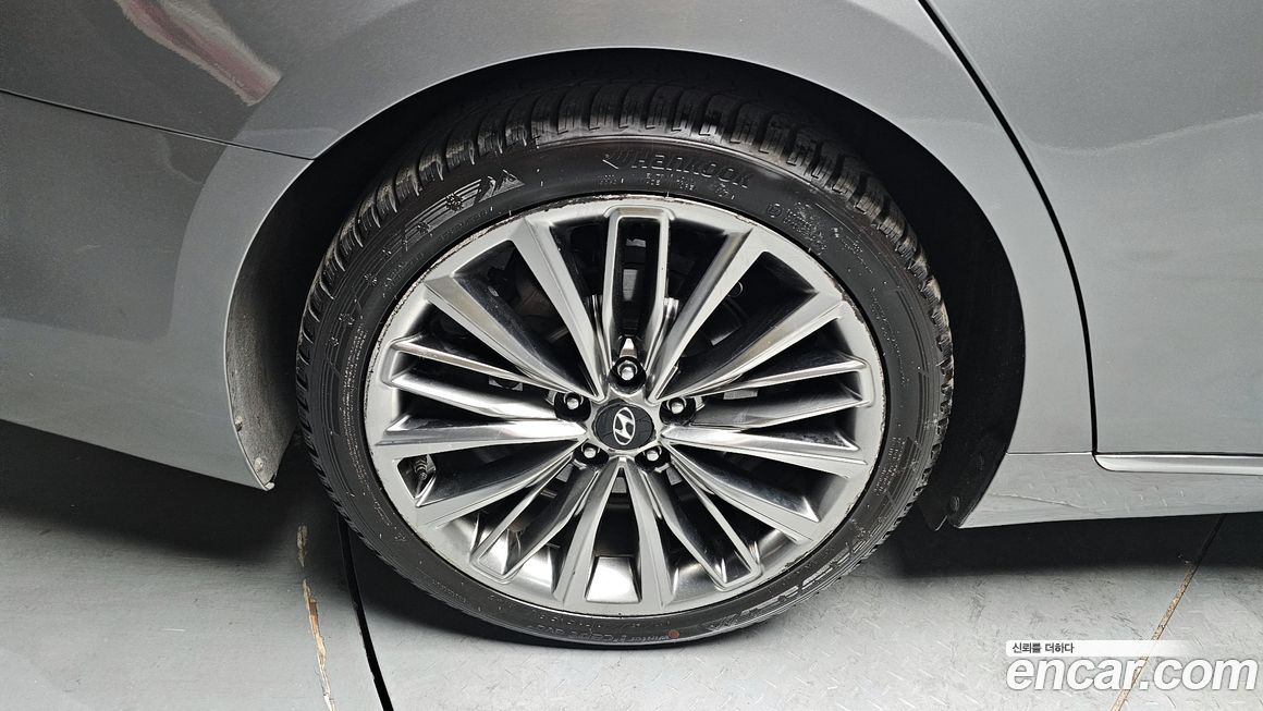 Hyundai Grandeur 2017