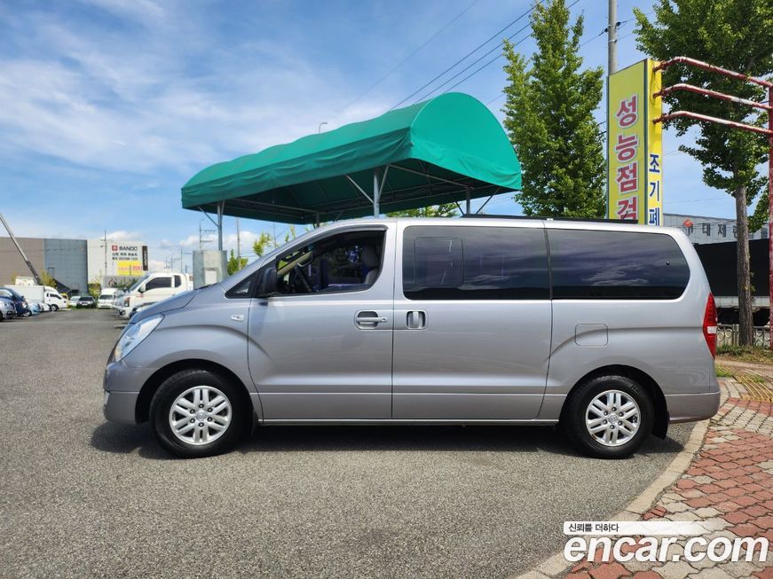 Hyundai Starex 2018