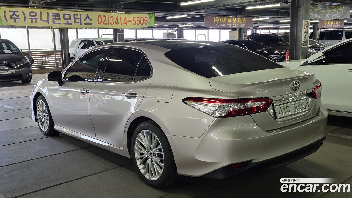 Toyota Camry 2018
