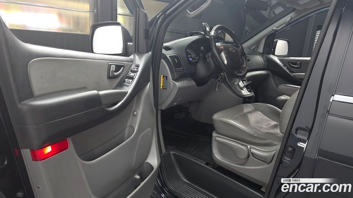 Hyundai Starex 2021