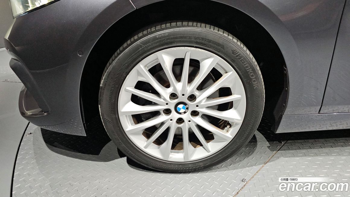 BMW 1-Series 2021