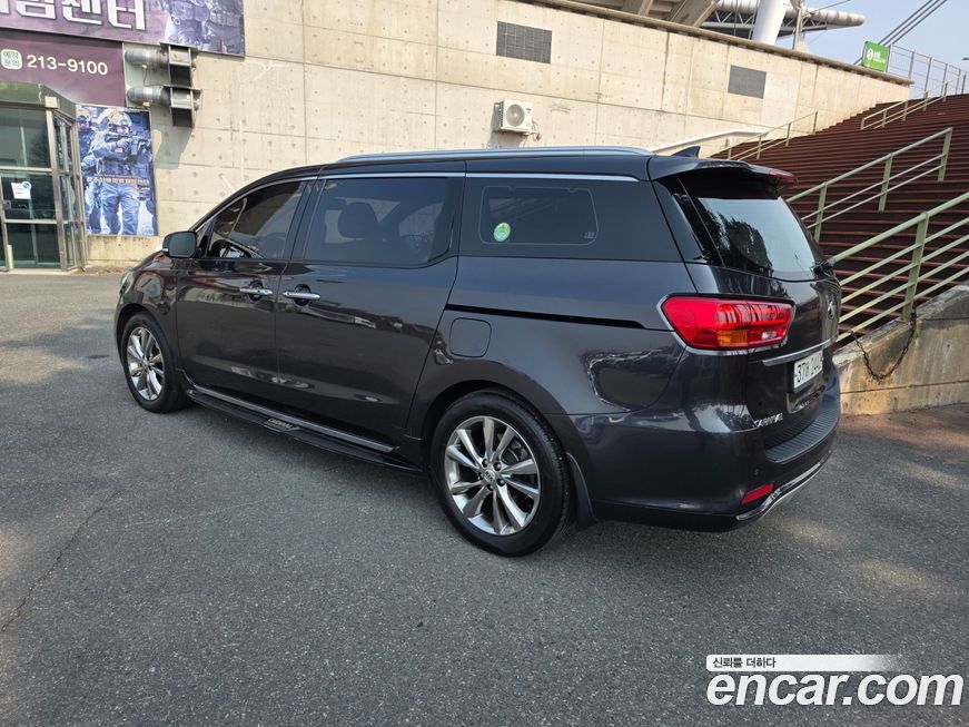 Kia Canival 2019