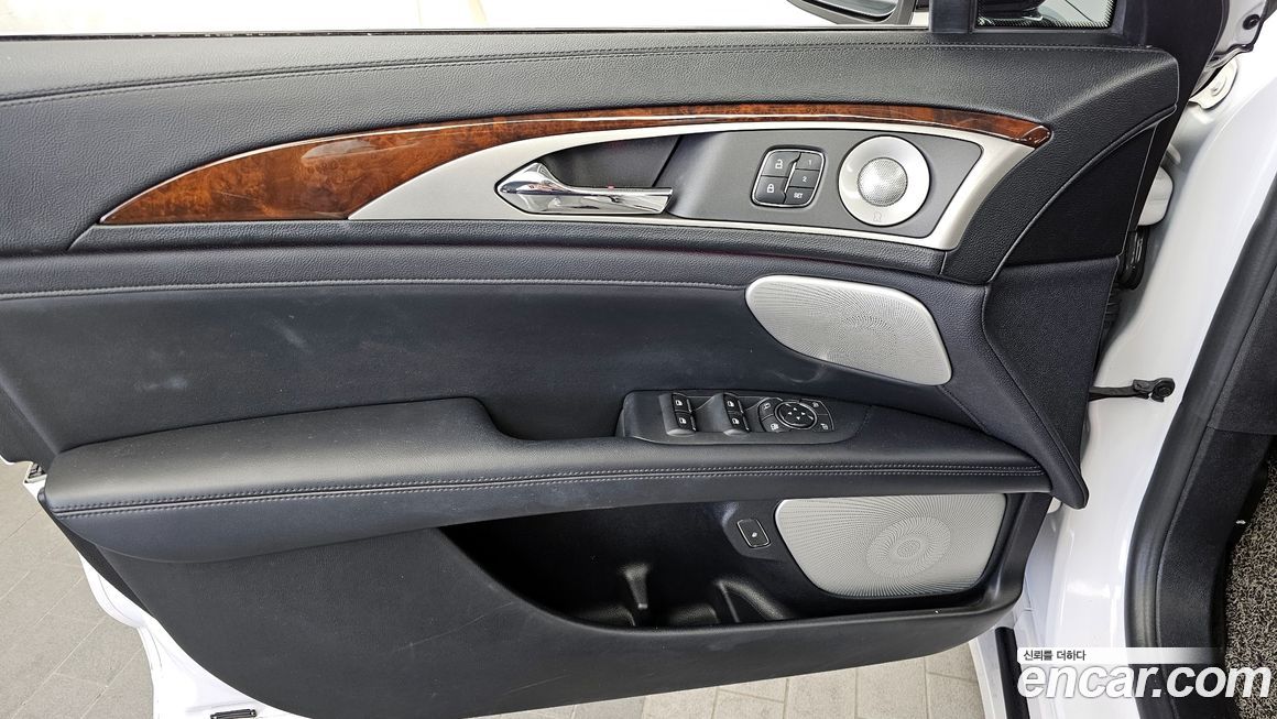 Lincoln MKZ 2019