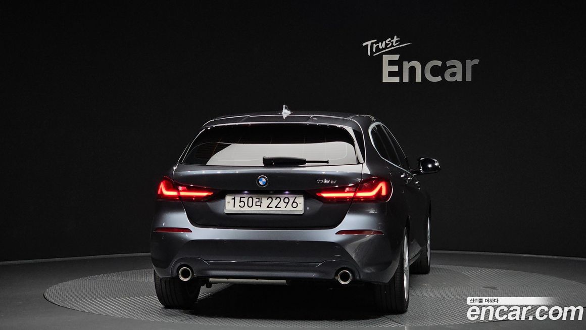 BMW 1-Series 2021