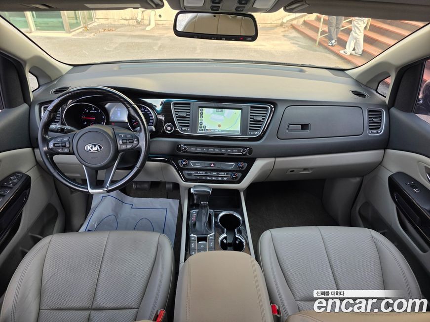 Kia Canival 2019
