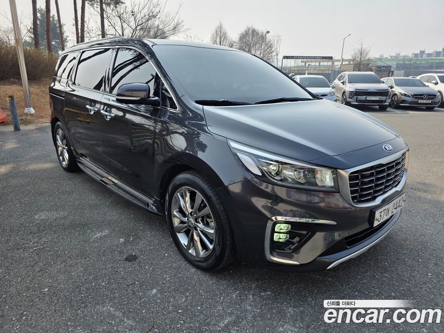 Kia Canival 2019