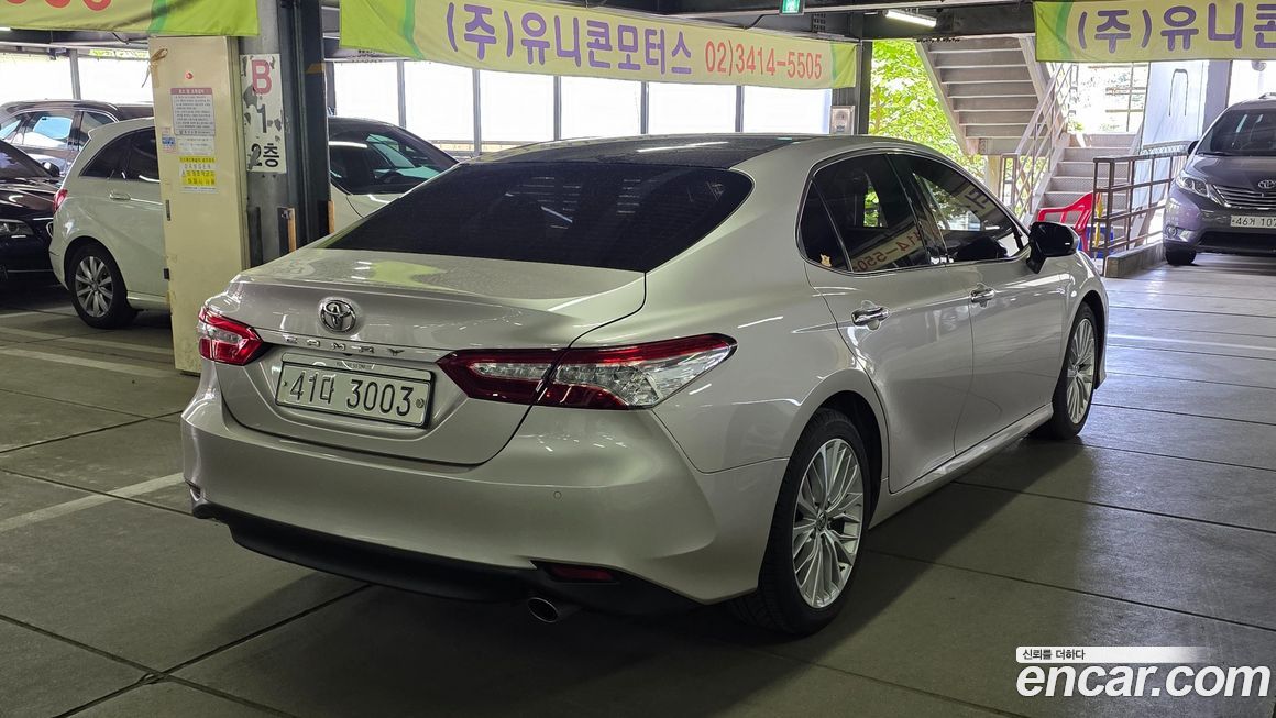 Toyota Camry 2018