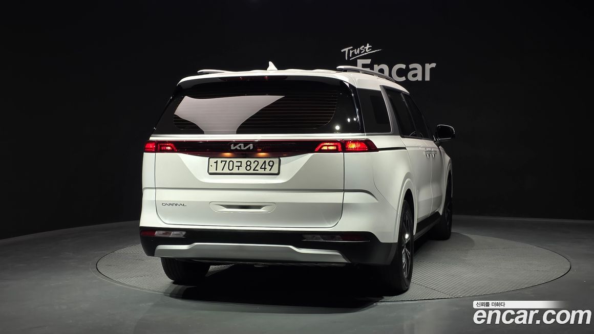 Kia Canival 2023