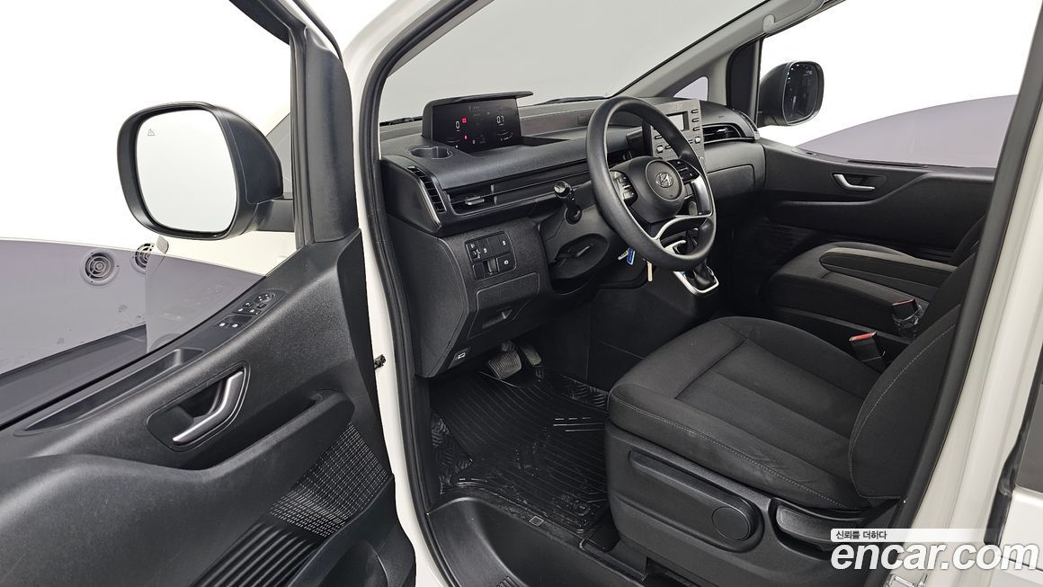 Hyundai Staria 2022