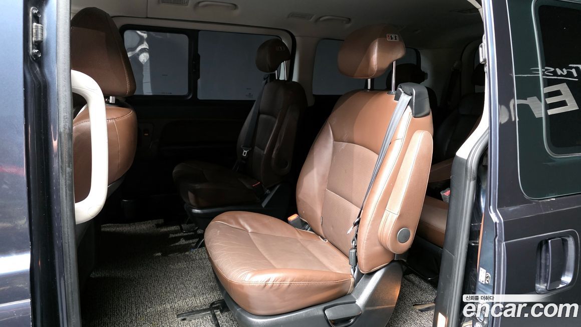 Hyundai Starex 2019