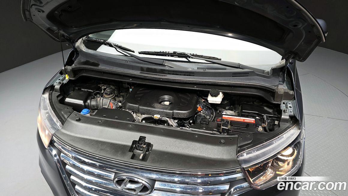 Hyundai Starex 2019
