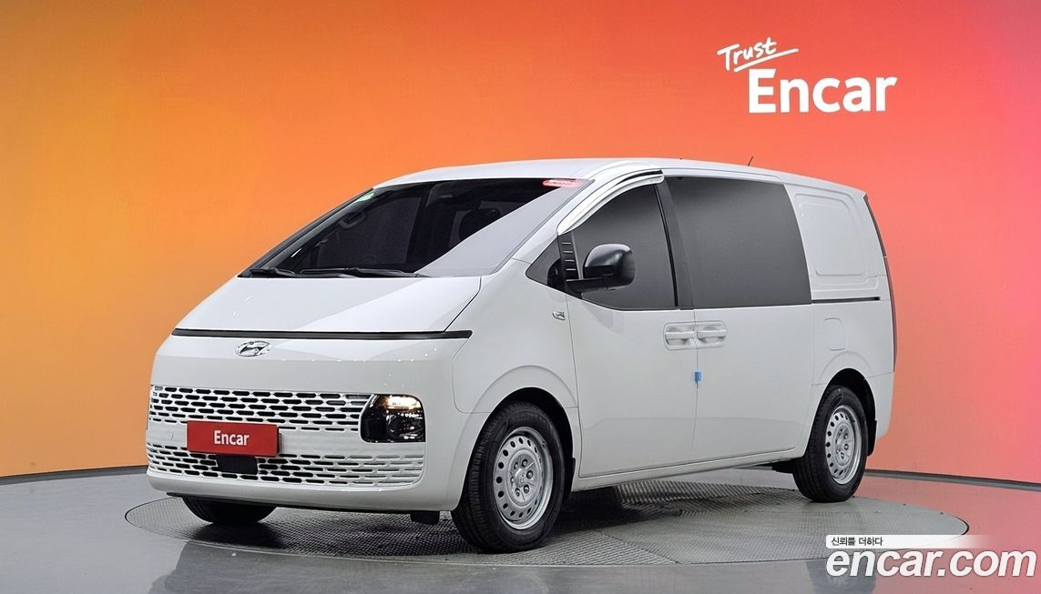Hyundai Staria 2022