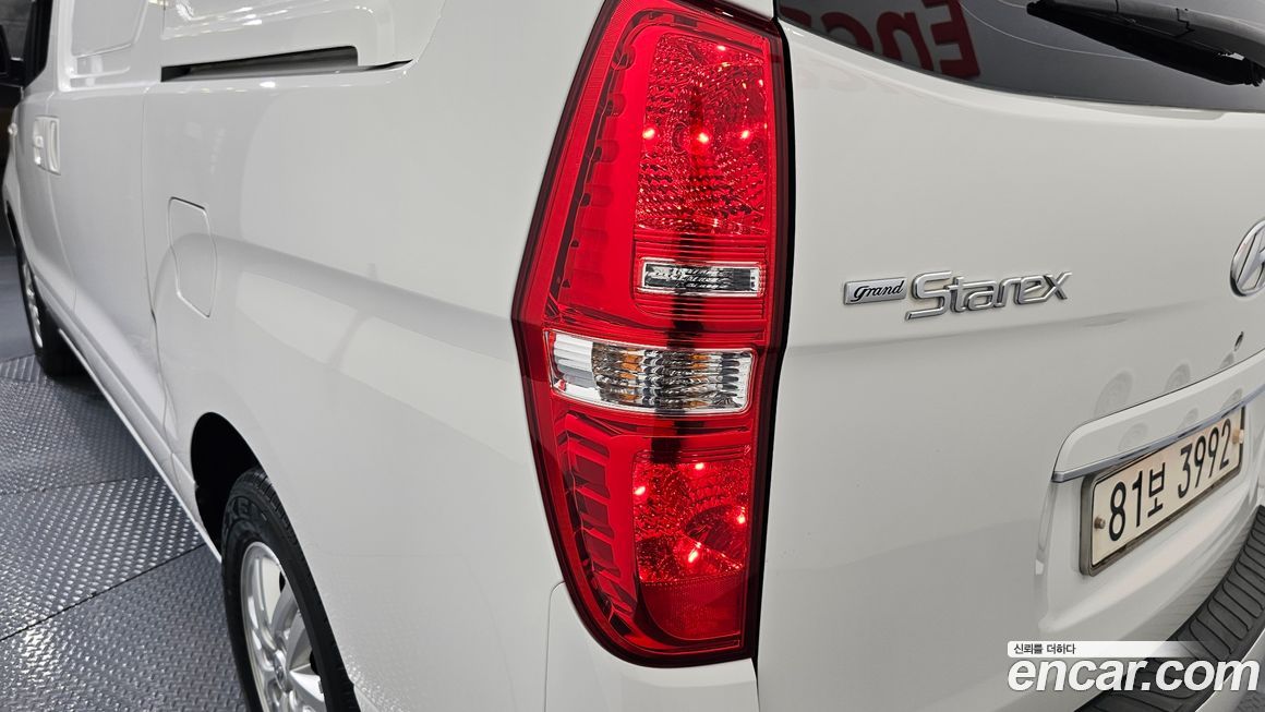 Hyundai Starex 2021