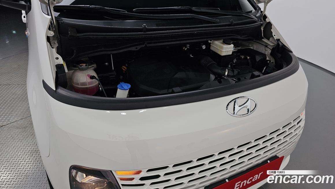 Hyundai Staria 2022