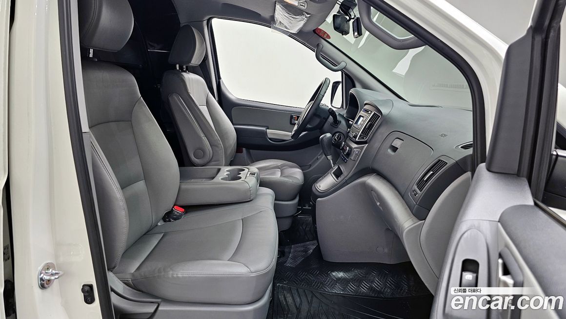 Hyundai Starex 2021