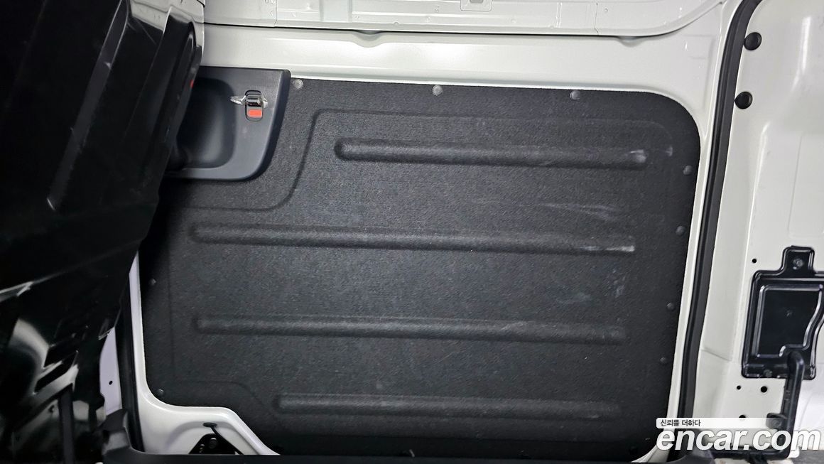 Hyundai Starex 2021