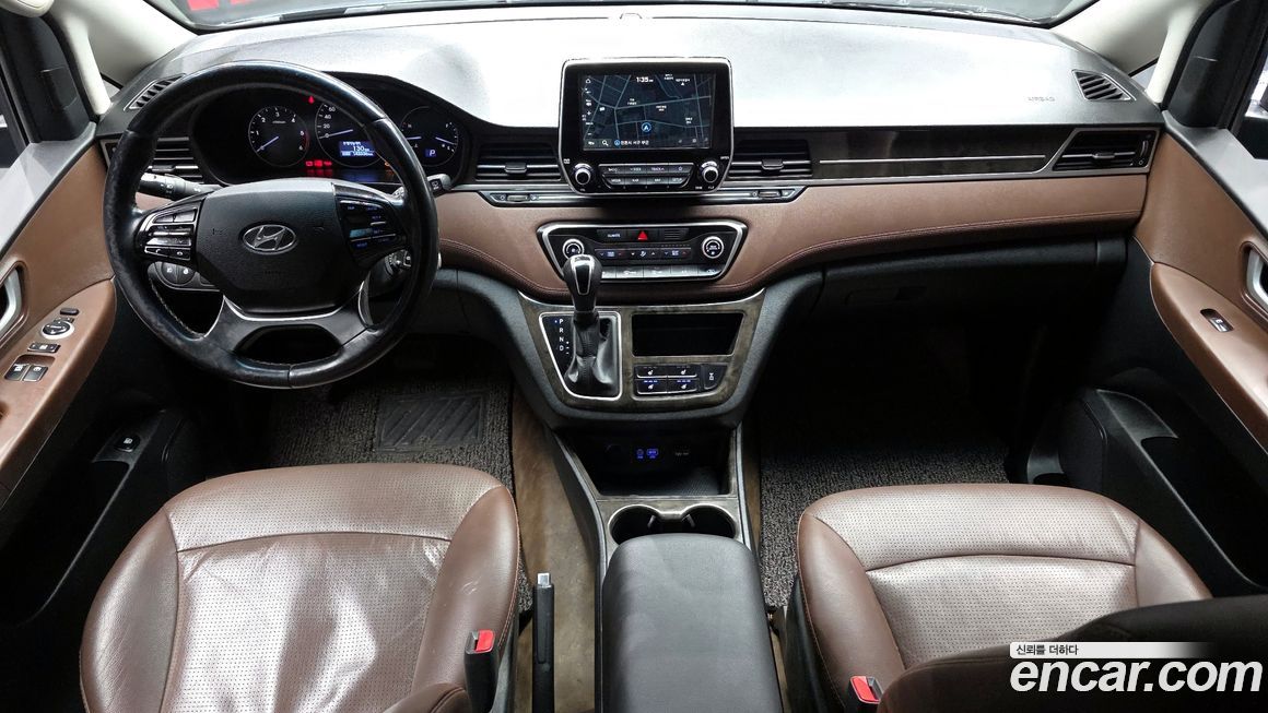 Hyundai Starex 2019