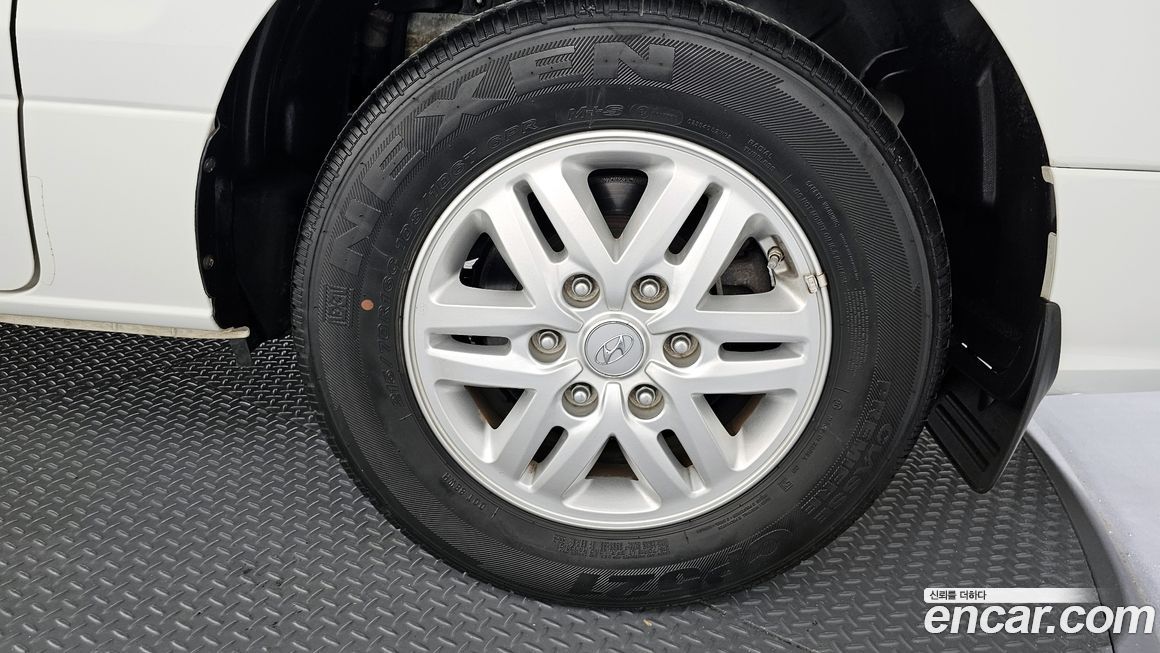 Hyundai Starex 2021
