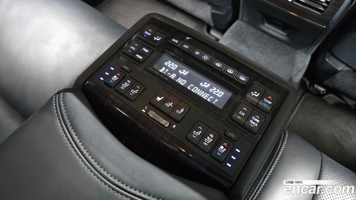 Lexus LS 2014