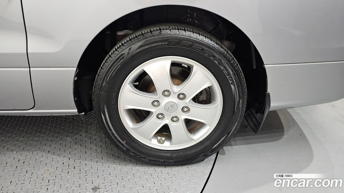 Hyundai Starex 2021