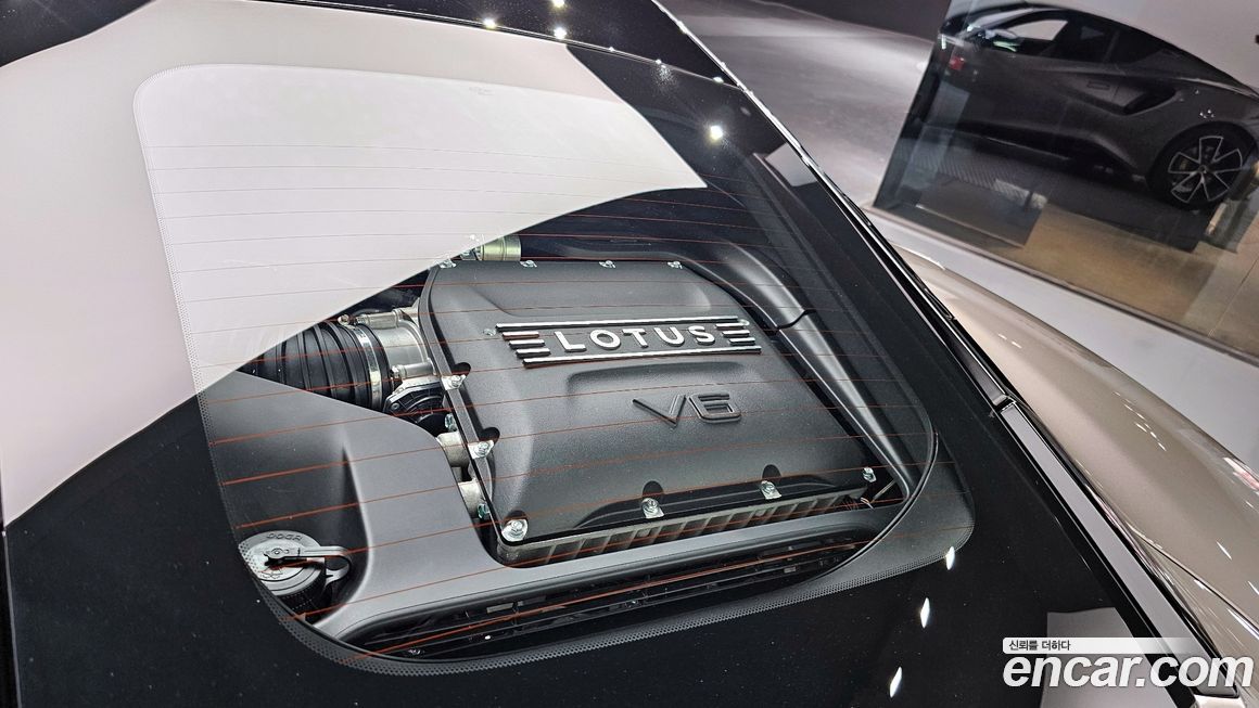 Lotus Emira 2024