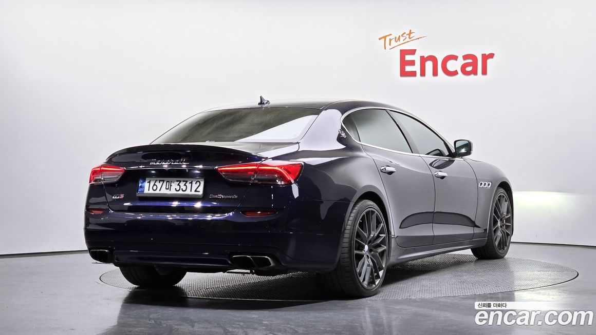 Maserati Quattroporte 2015