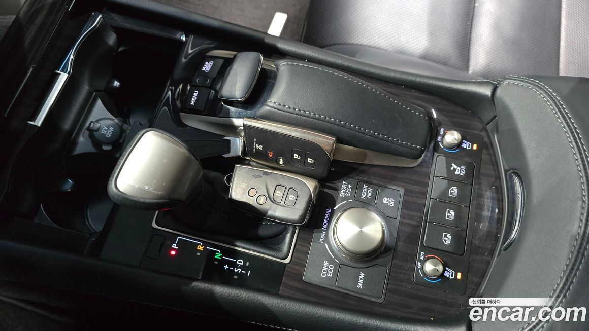 Lexus LS 2014