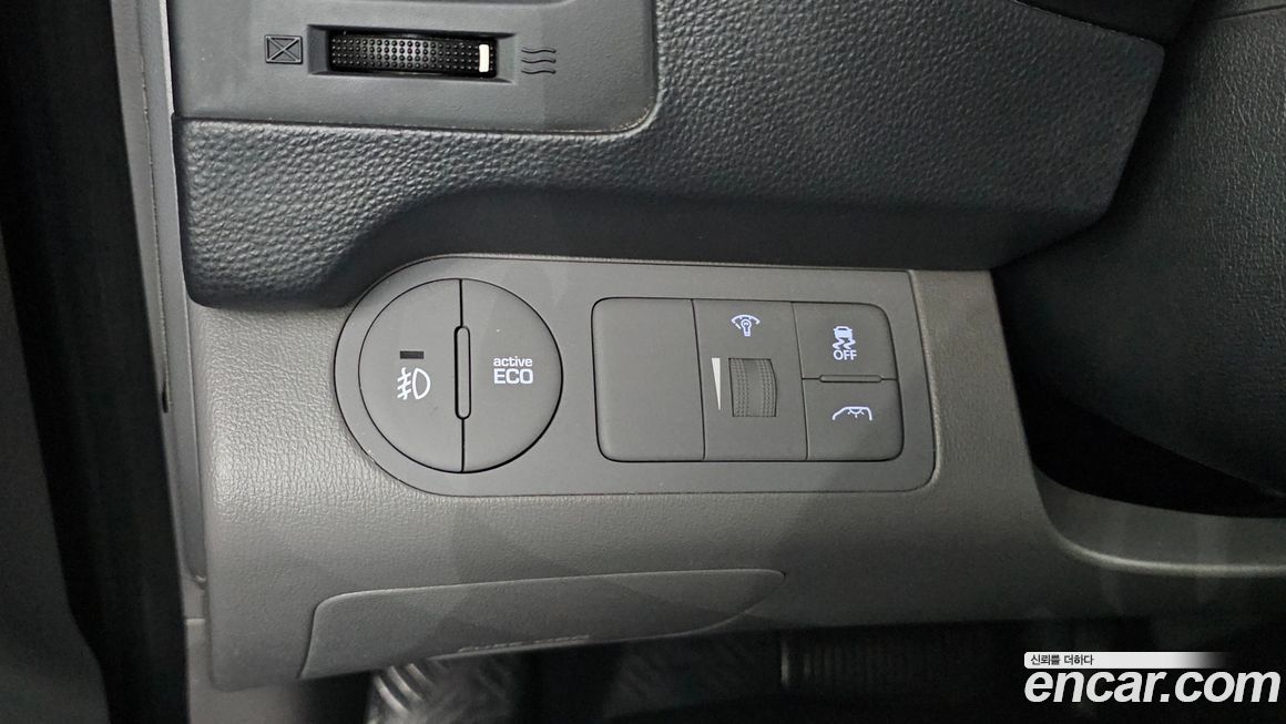 Hyundai Starex 2021
