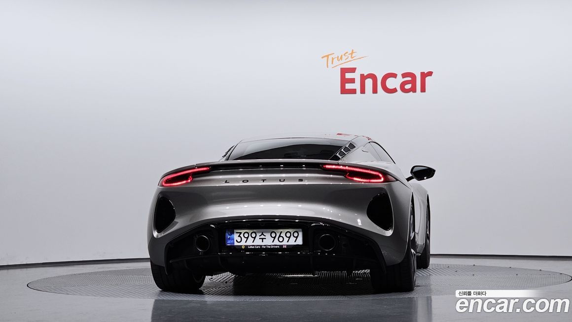 Lotus Emira 2024