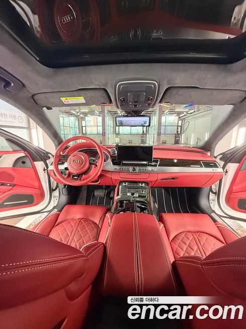 Audi A8 2011