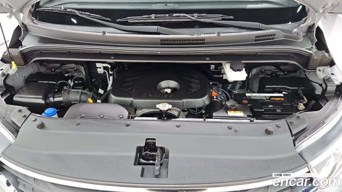 Hyundai Starex 2021