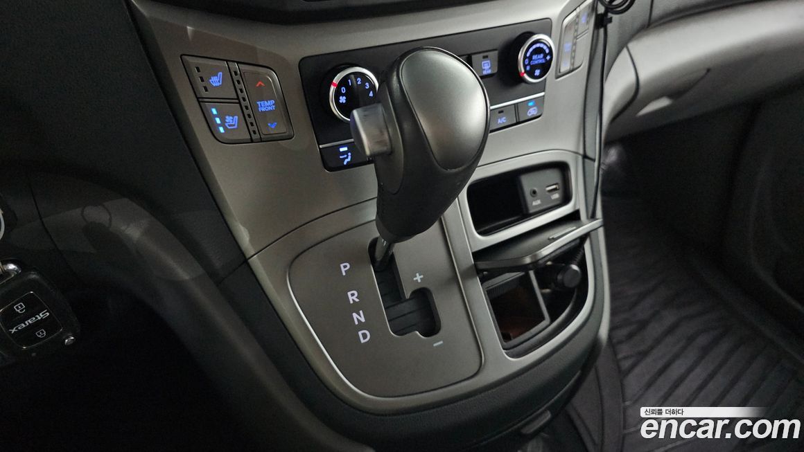 Hyundai Starex 2021