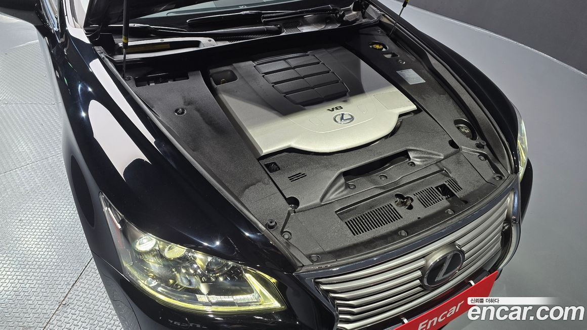 Lexus LS 2014