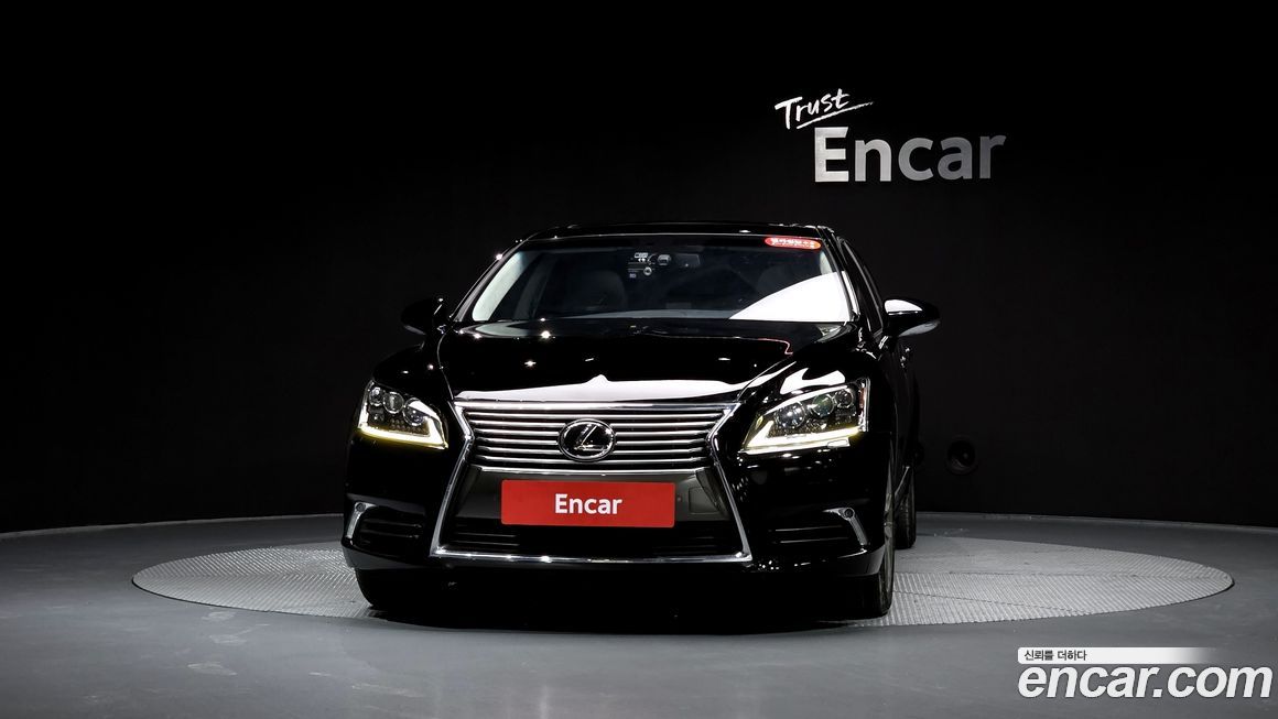 Lexus LS 2014