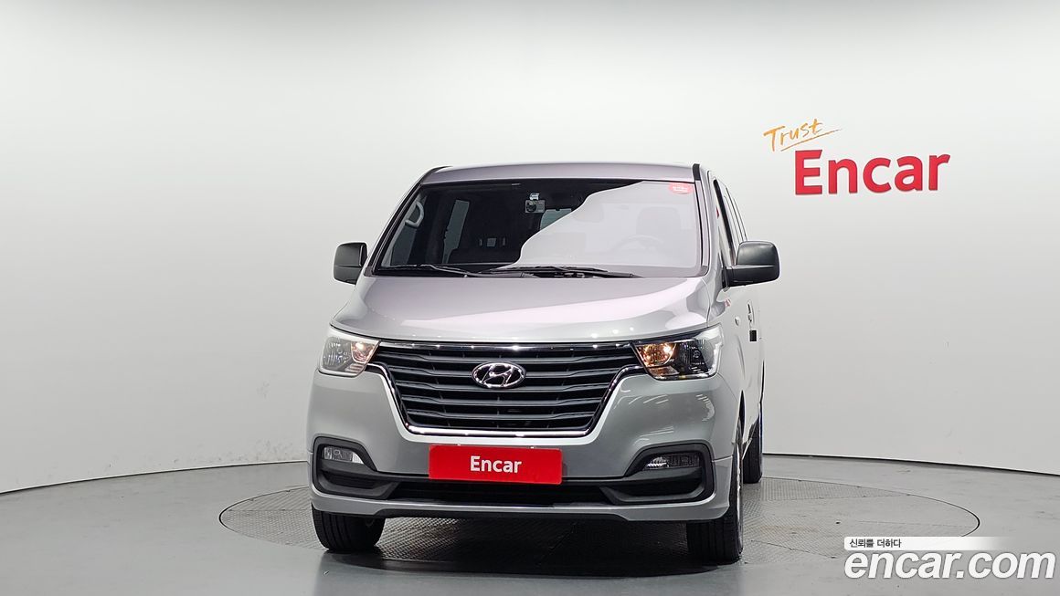Hyundai Starex 2021