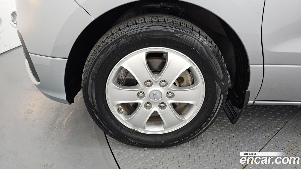 Hyundai Starex 2021