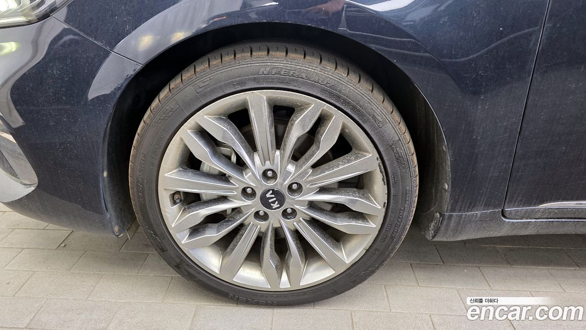 Kia K7 2020