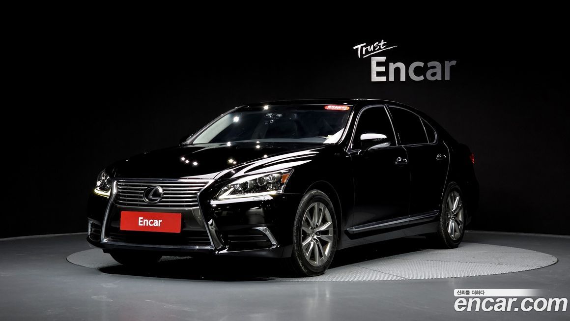 Lexus LS 2014