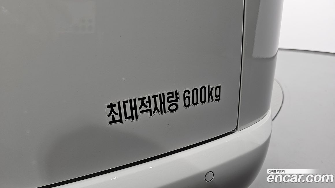 Hyundai Staria 2022